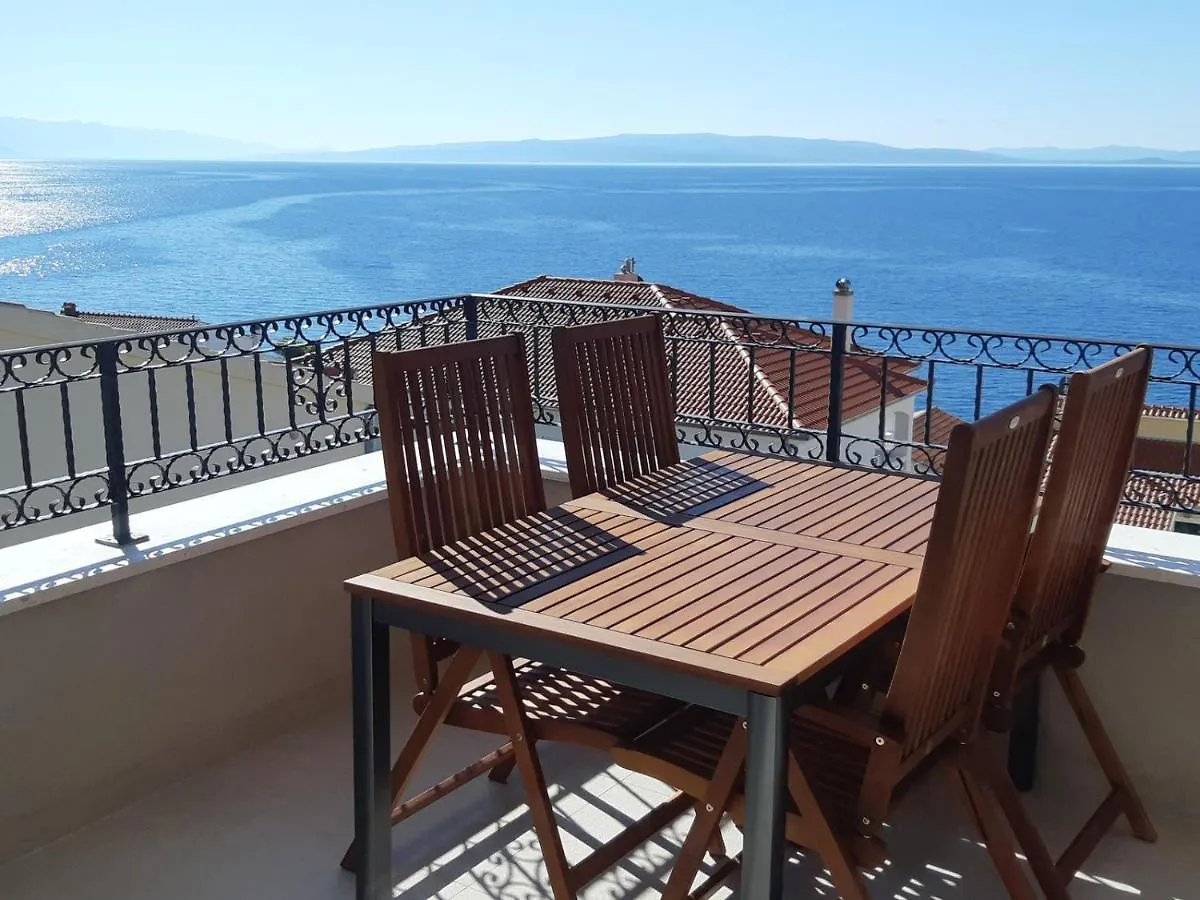 Apartment Lizzi. Trogir
