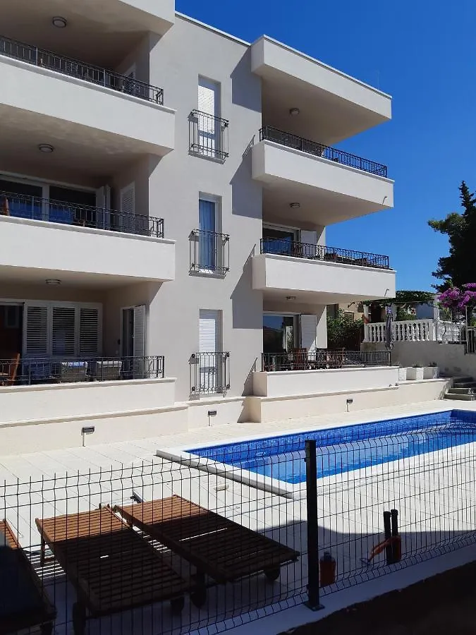 Apartment Lizzi. Trogir